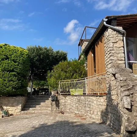 Choufine Cozy Apartman